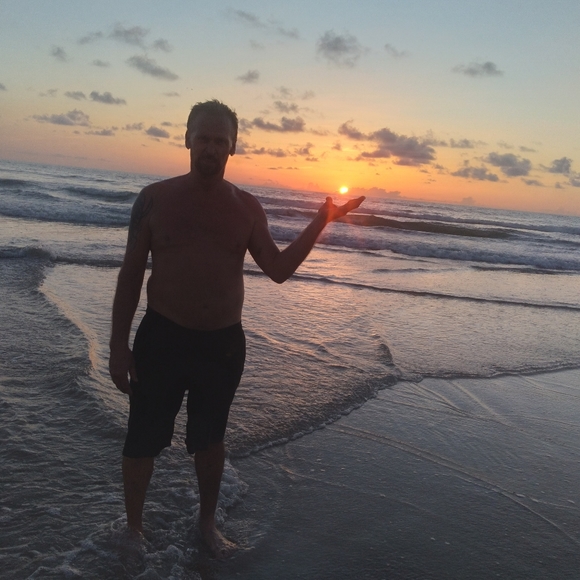 Meet your Posher, Tina - Picture 5 of 5